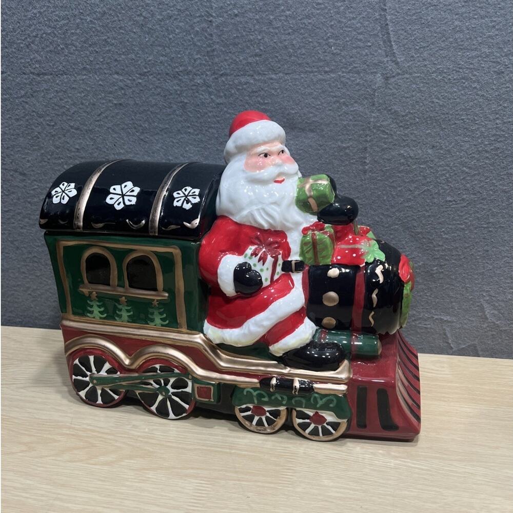 David’s Cookies Santa Claus Ceramic Cookie Jar Christmas Holiday Santa Train